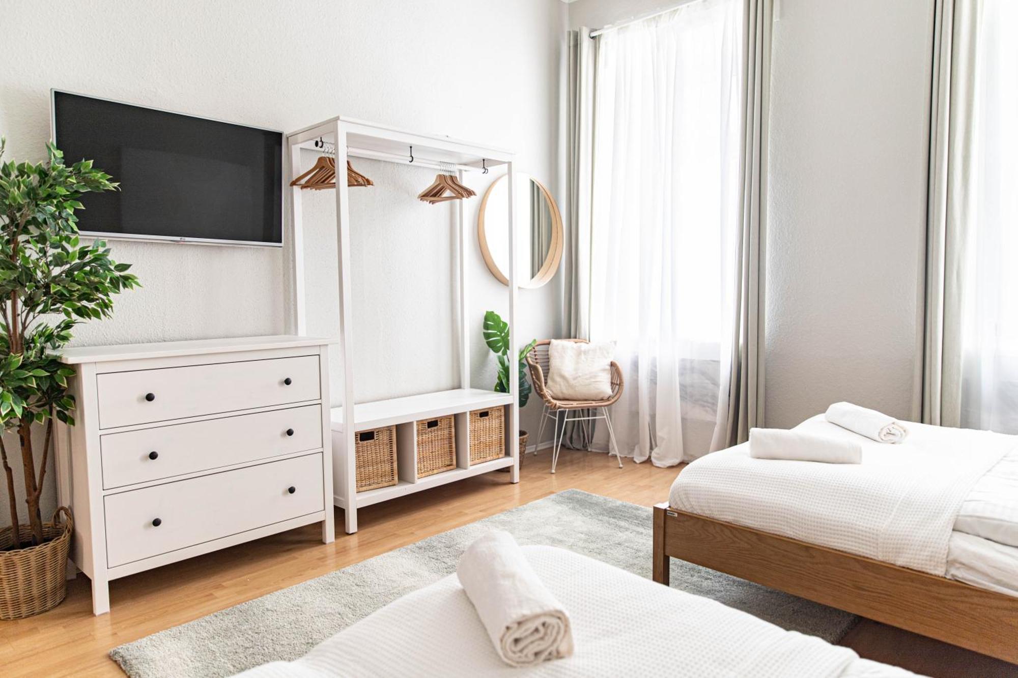 Spacious Apartment, 3 Min To U1 Reumannplatz Viyana Dış mekan fotoğraf